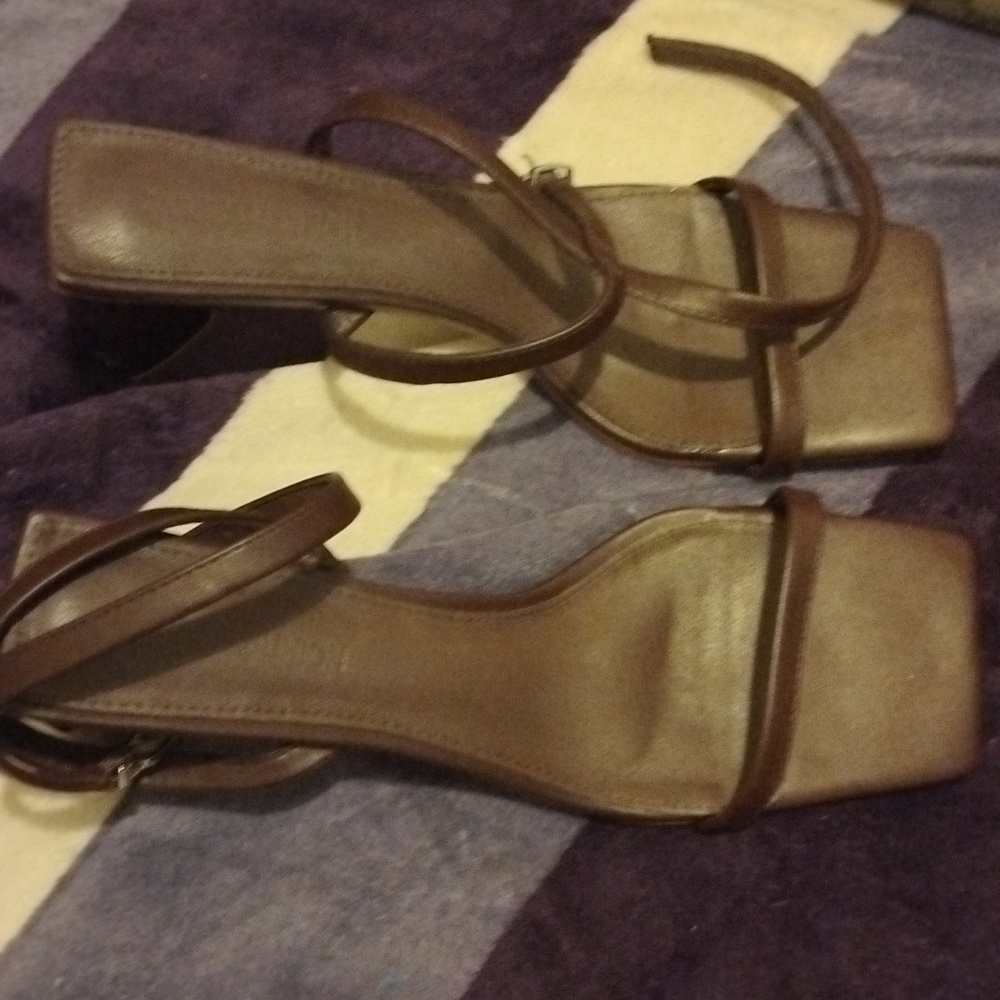 Gabrielle Union heels